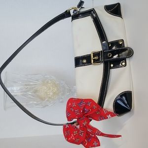 White & Black Patent Leather Trim Bag/Purse